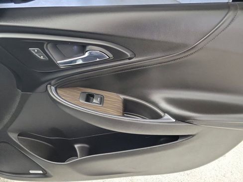 Certified 2017 Chevrolet Malibu Premier w/ Premier Sun and Wheel Package image 22