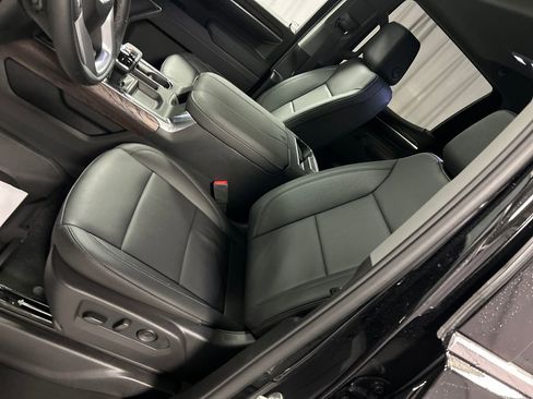 New 2026 GMC Sierra 1500 SLT w/ SLT Premium Plus Package image 10