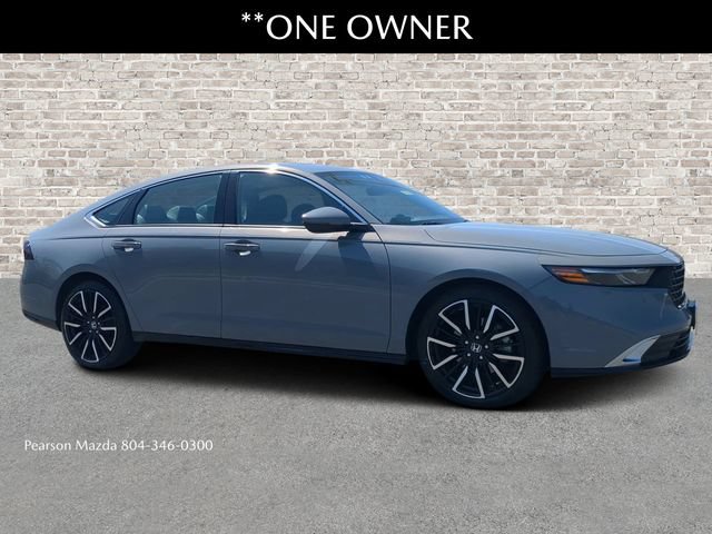 Used 2024 Honda Accord Touring image 1