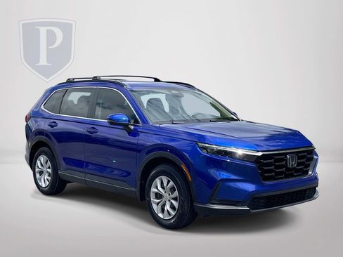 Used 2023 Honda CR-V LX image 1