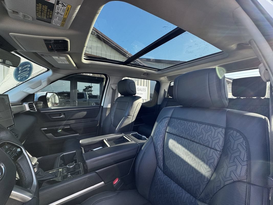 Used 2022 Toyota Tundra Limited AWD/4WD image 3