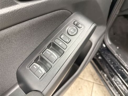 Certified 2025 Honda Civic Sport image 18