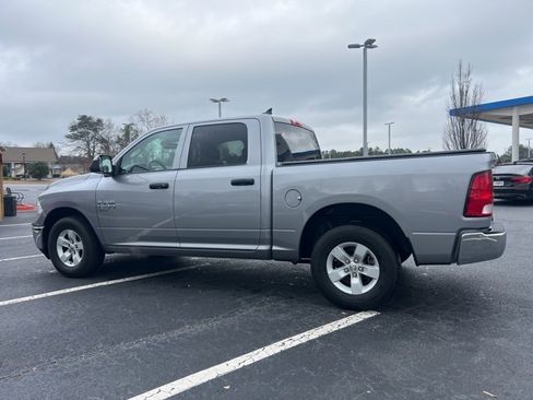 Used 2022 RAM 1500 Classic SLT w/ Trailer & Traction Group image 8