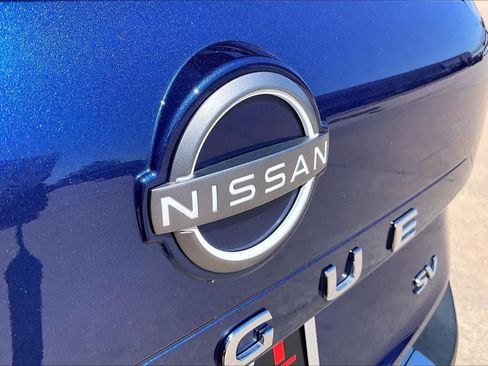 Used 2023 Nissan Rogue SV FWD image 28
