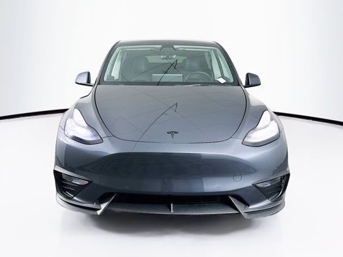 Used 2021 Tesla Model Y Long Range AWD/4WD image 2