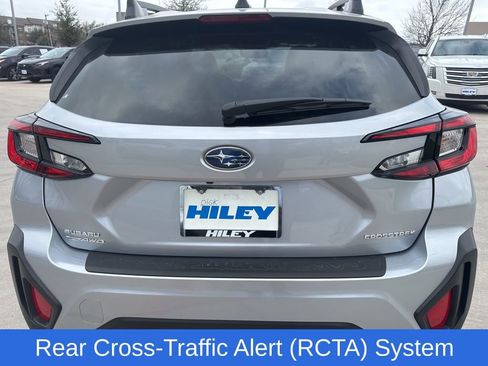 Certified 2025 Subaru Crosstrek 2.0i Premium image 8