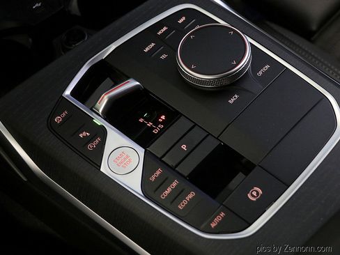 Used 2025 BMW 330i xDrive Sedan w/ M Sport Package image 23