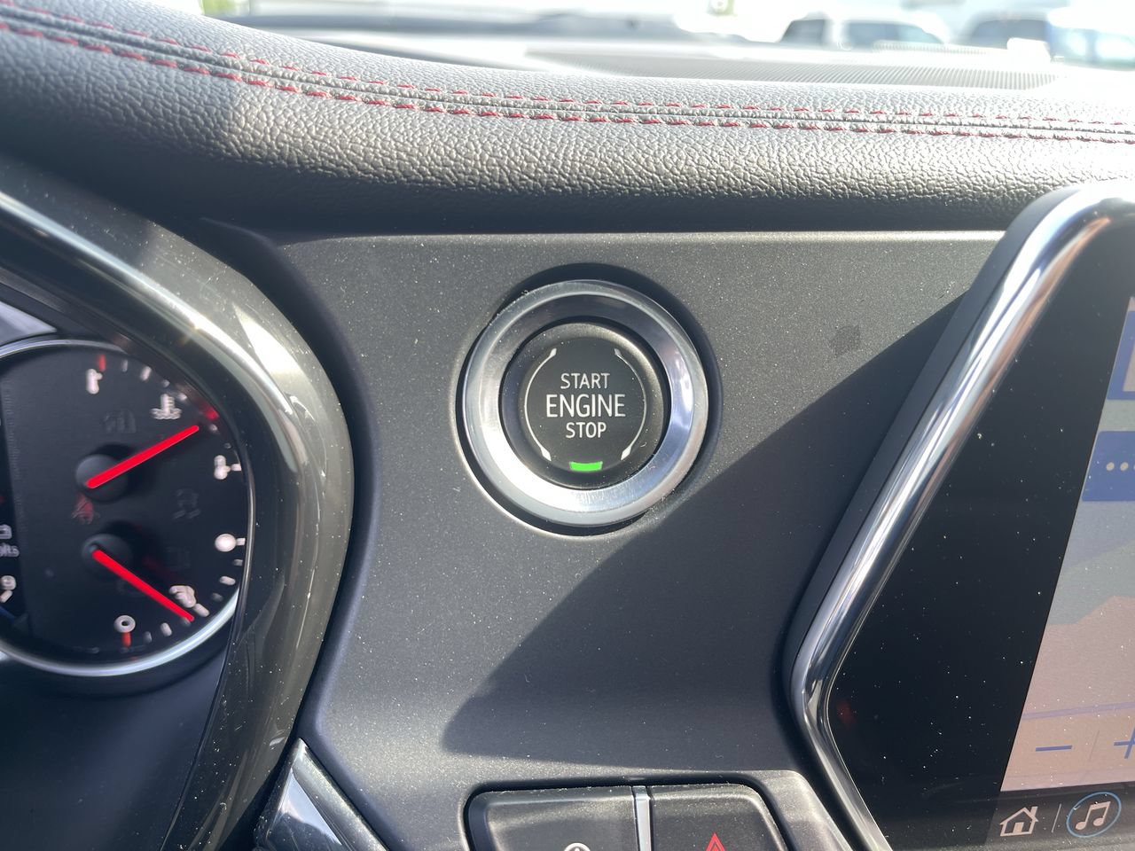 Certified 2021 Chevrolet Blazer RS AWD/4WD image 17