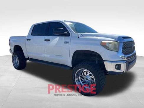 Used 2018 Toyota Tundra Platinum AWD/4WD image 6