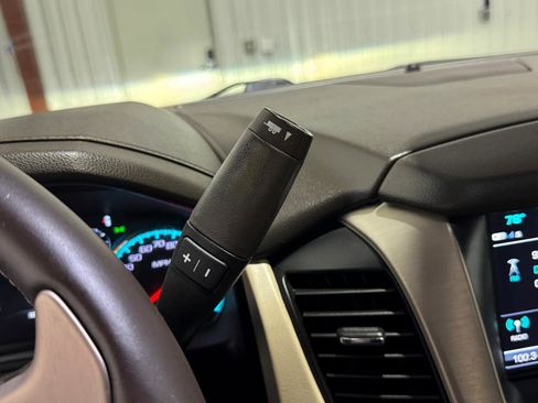 Used 2019 GMC Yukon XL Denali w/ Denali Ultimate Package image 27