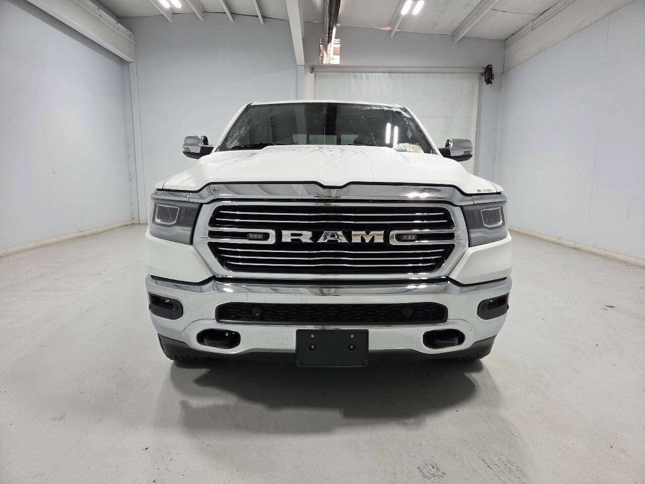 Used 2023 RAM 1500 Laramie AWD/4WD image 4