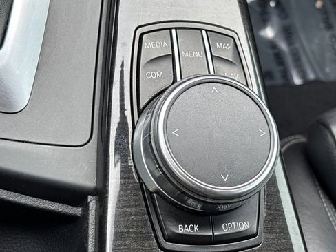 Used 2018 BMW 430i Convertible image 35