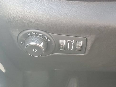 Used 2023 Jeep Compass Limited w/ Elite Group AWD/4WD image 19