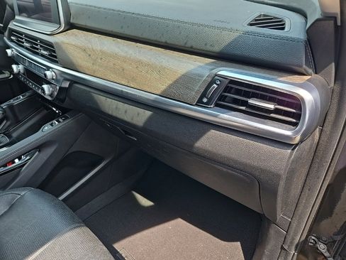 Used 2022 Kia Telluride EX w/ EX Premium Package image 68