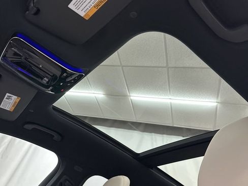 Used 2026 Mercedes-Benz GLC 300 image 19