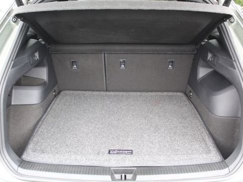 Used 2025 Volkswagen Tiguan SEL R-Line AWD/4WD image 5