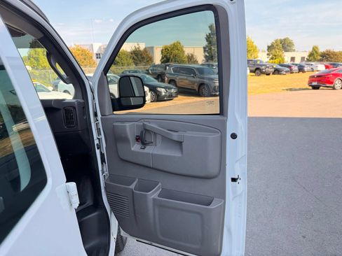 Used 2020 Chevrolet Express 2500 w/ Driver Convenience Package RWD image 20