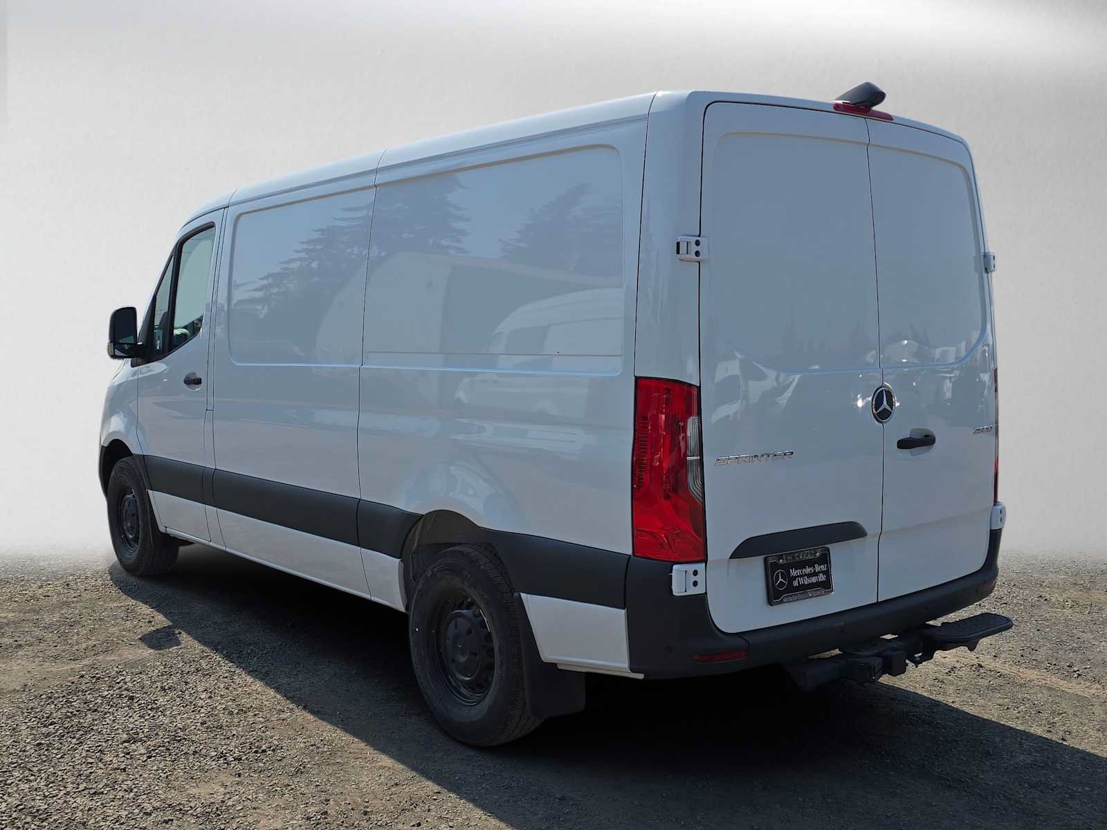 Used 2026 Mercedes-Benz Sprinter 2500 image 5