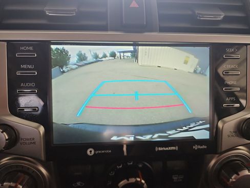 Used 2020 Toyota 4Runner SR5 Premium w/ Moonroof Package AWD/4WD image 11