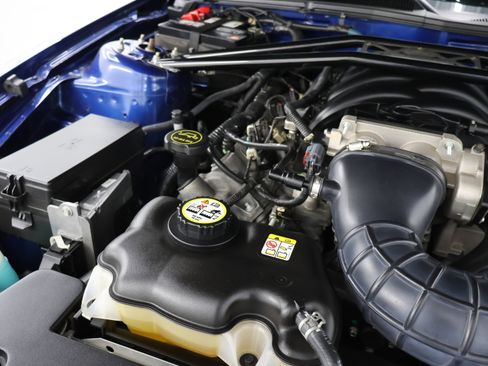 Used 2008 Ford Mustang GT RWD image 17