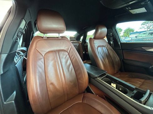 Used 2018 Lincoln MKZ Reserve w/ Technology Package FWD image 29