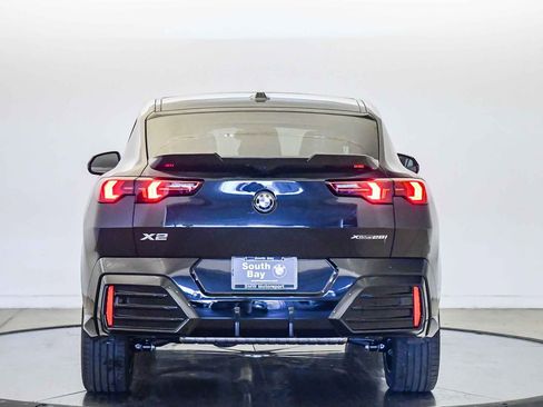 New 2026 BMW X2 xDrive28i w/ Technology Package AWD/4WD image 3