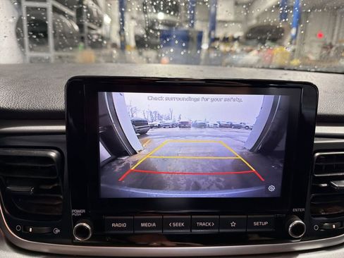 Used 2021 Kia Rio S image 24