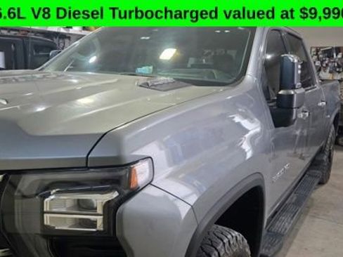 Used 2025 Chevrolet Silverado 2500 LTZ w/ LTZ Plus Package image 2