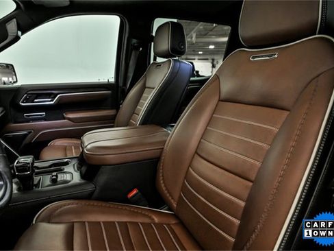 Used 2025 GMC Sierra 1500 Denali Ultimate image 12