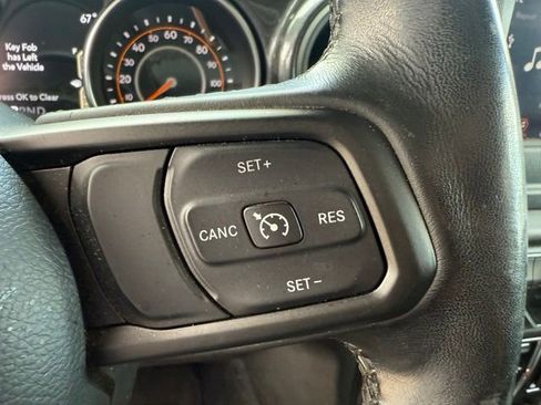 Used 2021 Jeep Wrangler Unlimited Sport AWD/4WD image 34