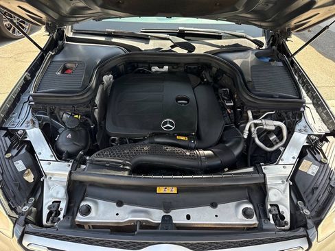 Used 2020 Mercedes-Benz GLC 300 image 50