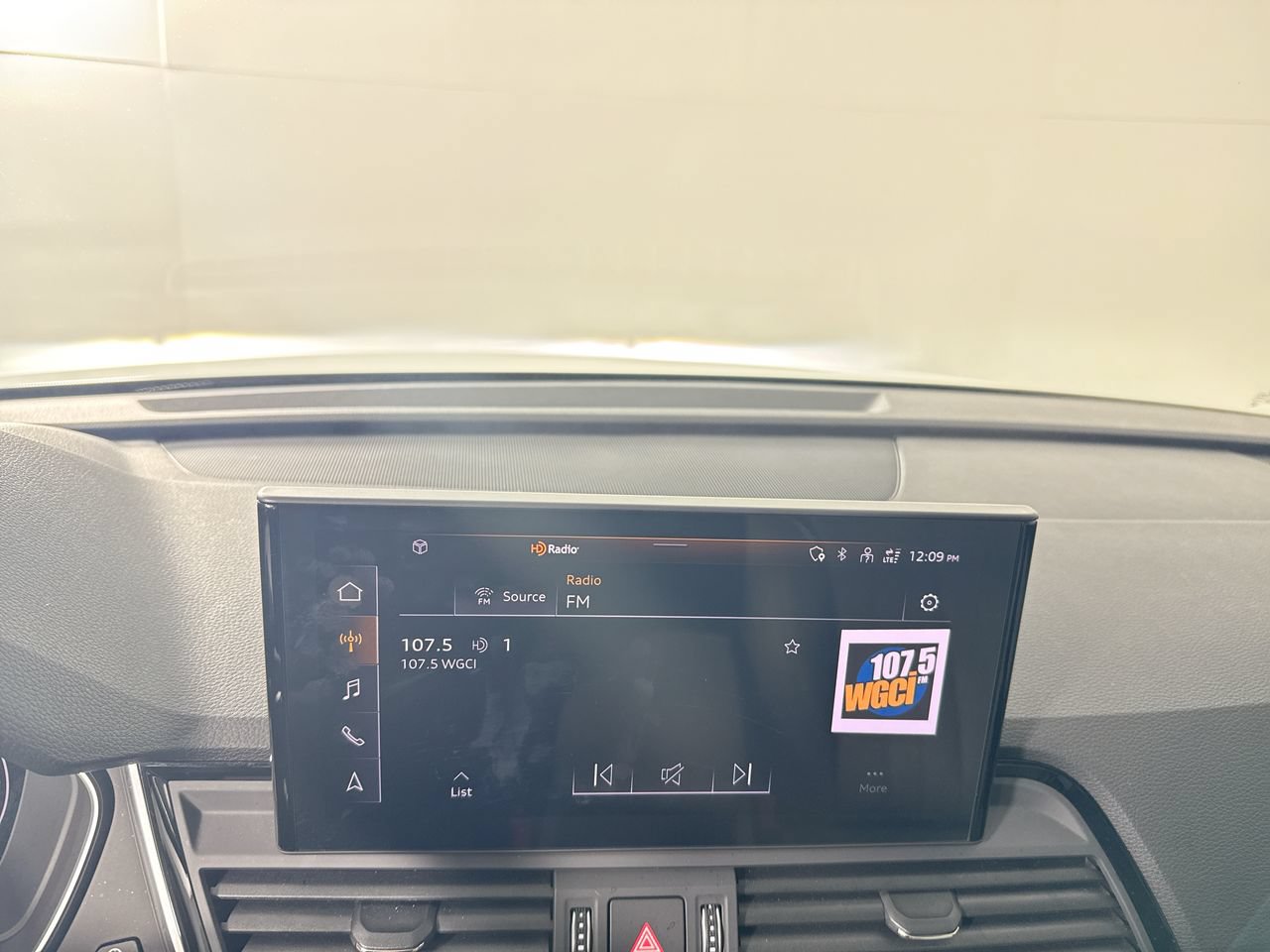 Used 2024 Audi Q5 2.0T Premium Plus AWD/4WD image 11