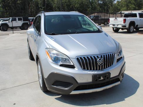 Used 2015 Buick Encore FWD image 17