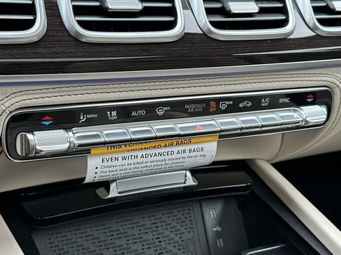 New 2026 Mercedes-Benz GLS 580 4MATIC image 21