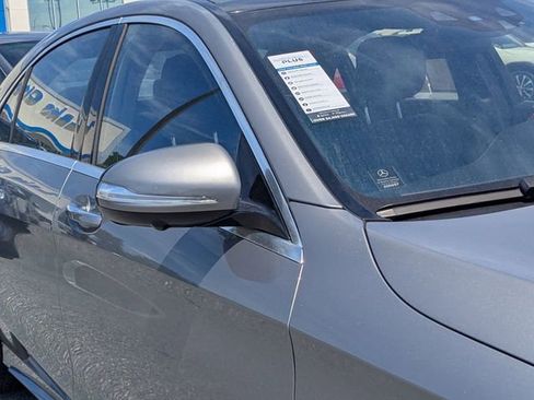 Used 2015 Mercedes-Benz S 550 4MATIC Sedan image 11