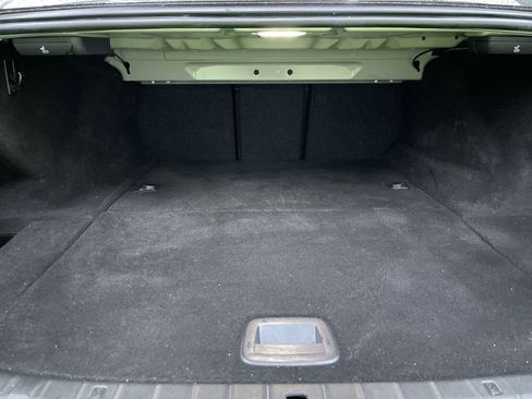 Used 2019 BMW 530e xDrive w/ Convenience Package image 29