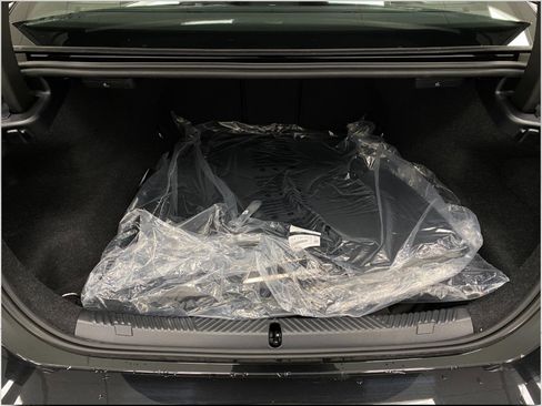 New 2026 BMW M5 w/ Carbon Package image 5