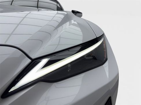 Used 2024 Lexus IS 350 F Sport image 59