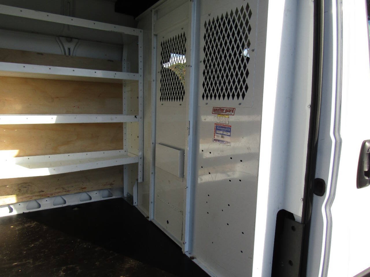 Used 2024 RAM ProMaster 2500 w/ Premium Convenience Group FWD image 21