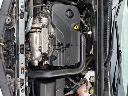 Used 2023 Chevrolet Malibu LS w/ Driver Confidence Package image 2