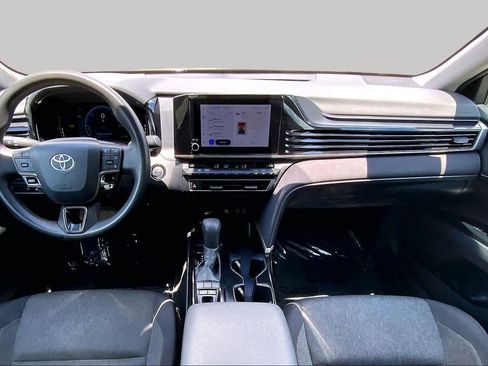 Used 2025 Toyota Camry LE FWD image 15
