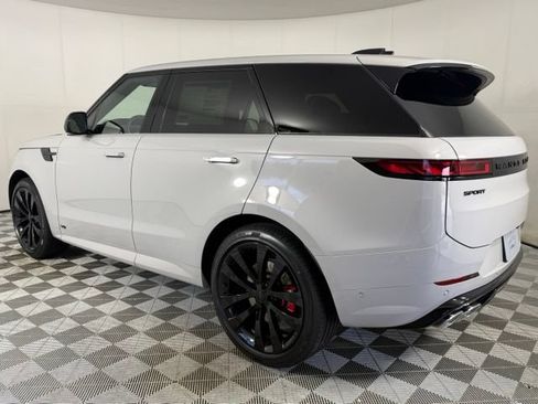 New 2026 Land Rover Range Rover Sport Dynamic SE AWD/4WD image 4