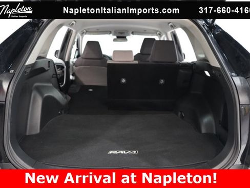 Used 2024 Toyota RAV4 XLE image 32