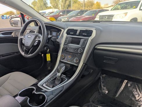 Used 2014 Ford Fusion S image 12