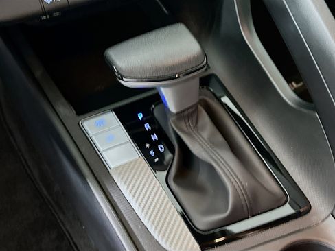 Used 2023 Hyundai Elantra SEL image 24