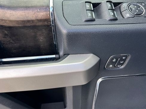 Used 2022 Ford F250 Lariat w/ Lariat Ultimate Package image 11