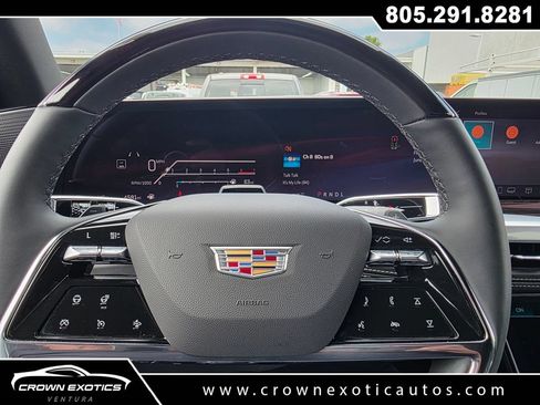 Used 2026 Cadillac Escalade Luxury AWD/4WD image 44