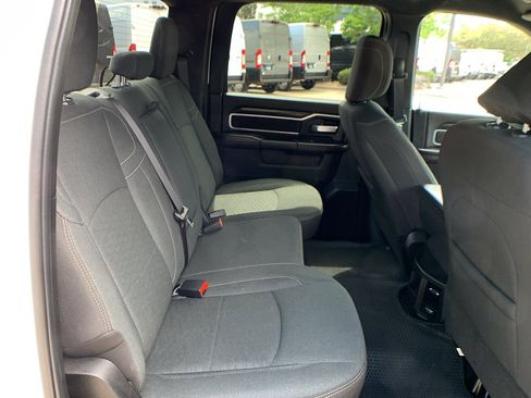 Used 2025 RAM 2500 Big Horn AWD/4WD image 28