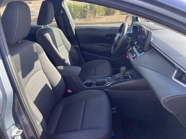 Used 2025 Toyota Corolla LE FWD image 16