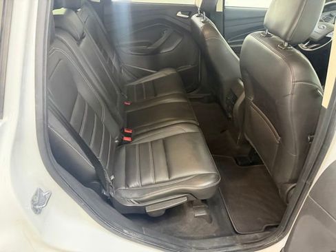 Used 2019 Ford Escape SEL AWD/4WD image 38